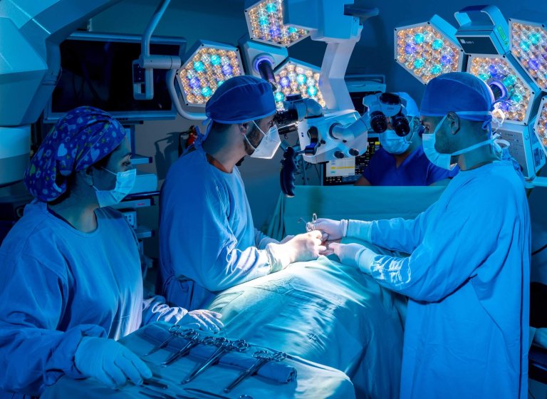 Cirugía mínimamente invasiva-Hospital Vozandes Quito