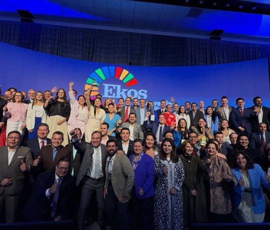 Nuestra Gerente General, Ximena Pacheco, se sumó a los líderes que firmaron el Compromiso de la Sostenibilidad, una iniciativa que reunió a más de 200 organizaciones