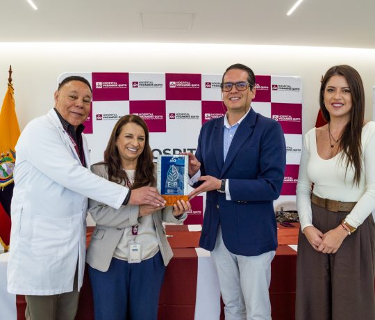 Hospital Vozandes Quito ha sido reconocido por SICMA con la distinción EaR – Empresa Ambientalmente Responsable