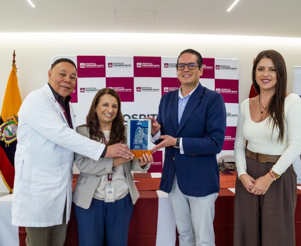 Hospital Vozandes Quito ha sido reconocido por SICMA con la distinción EaR – Empresa Ambientalmente Responsable