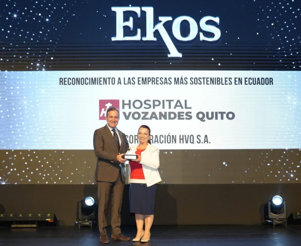 Hospital Vozandes Quito reconocido como una de “Las Empresas Más Sostenibles del Ecuador”, en la Kumbre 2026